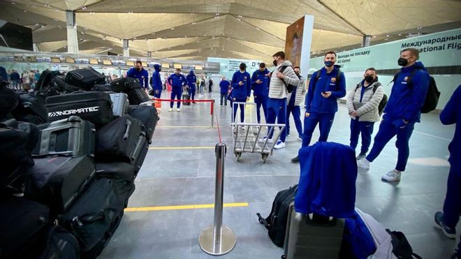 El Barça vio cómo se le retrasaba el vuelo hasta este sábado por la tarde El Barça vio cómo se le retrasaba el vuelo hasta este sábado por la tarde