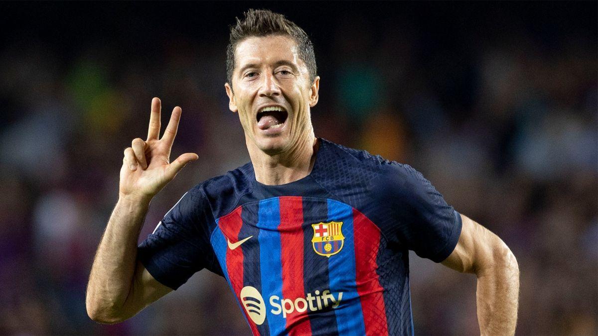 Fichajes FC Barcelona | El Barça busca un suplente para Lewandowski