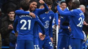 El Chelsea celebra el gol de Fofana