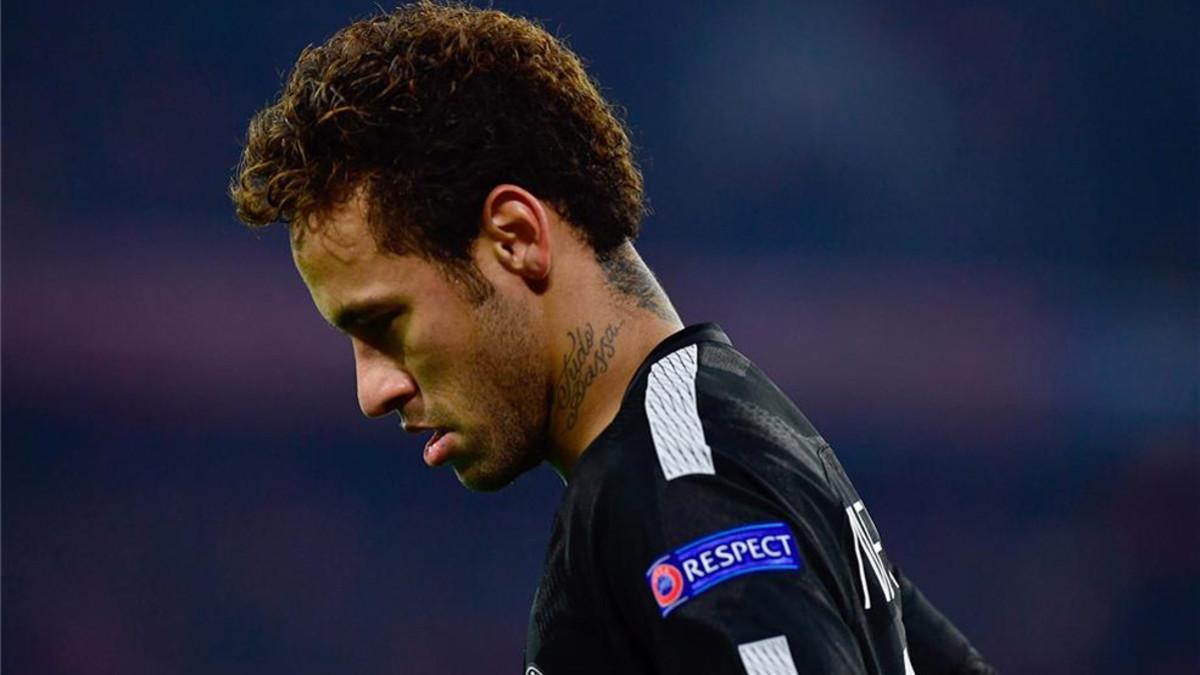 Neymar debut: PSG star plays against Guingamp after Barcelona transfer, Football, Sport