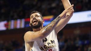 Faverani, preparado para debutar con el Barça Lassa Faverani, preparado para debutar con el Barça Lassa