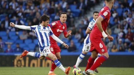 Resumen, goles y highlights del Real Sociedad 2 - 0 Getafe de la jornada 28 de LaLiga Santander