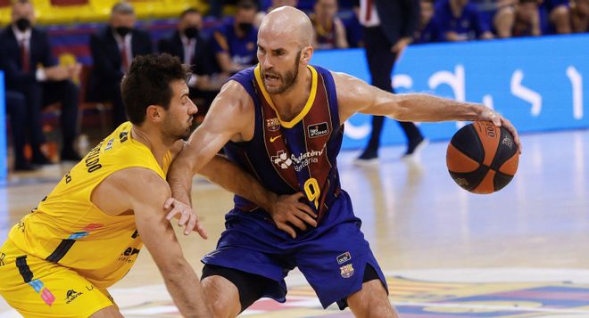 Nick Calathes quiere dirigir al Barça a la final de la Liga Endesa con un triunfo en Tenerife Nick Calathes quiere dirigir al Barça a la final de la Liga Endesa con un triunfo en Tenerife