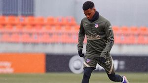 Lemar, en un entrenamiento con el Atlético Lemar, en un entrenamiento con el Atlético