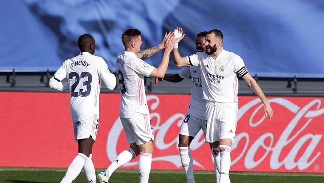 El Real Madrid acumula tres victorias consecutivas en búsqueda del liderato del Atlético El Real Madrid acumula tres victorias consecutivas en búsqueda del liderato del Atlético