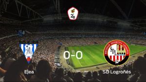 El Ejea y la SD Logroñés concluyen su enfrentamiento en el Estadio Municipal de Luchán sin goles (0-0) El Ejea y la SD Logroñés concluyen su enfrentamiento en el Estadio Municipal de Luchán sin goles (0-0)