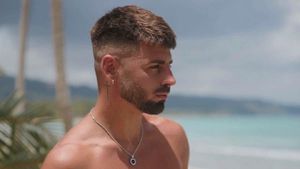 La isla de las tentaciones 3: Isaac se vuelve viral por un video en el que aparece desnudo La isla de las tentaciones 3: Isaac se vuelve viral por un video en el que aparece desnudo