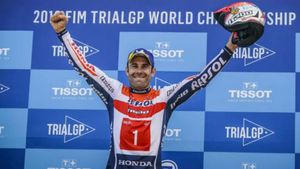 Toni Bou, en el podio de Auron Toni Bou, en el podio de Auron