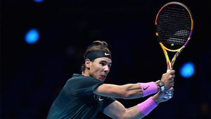 Nadal se enfrenta a Tsitsipas Nadal se enfrenta a Tsitsipas