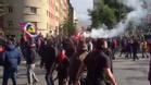 Enfrentamientos entre los Boixos Nois y la policía en los aledaños del Camp Nou