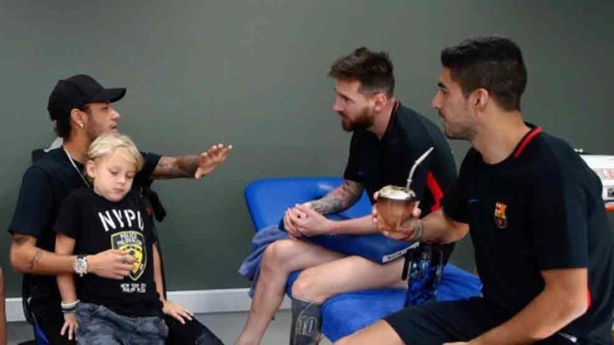 Neymar estuvo con Messi y Luis Suárez