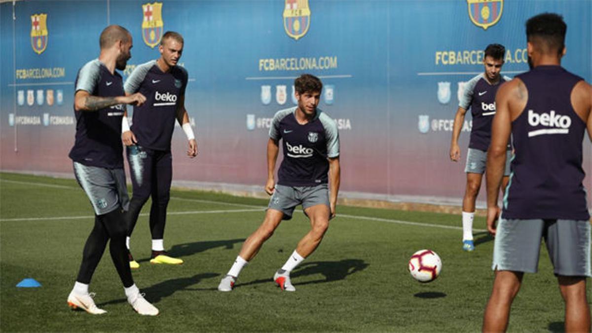 Samper y Rafinha se entrenan en solitario con el Barça