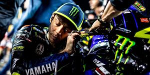 Rossi vuelve al Mundial con su futuro en el aire Rossi vuelve al Mundial con su futuro en el aire