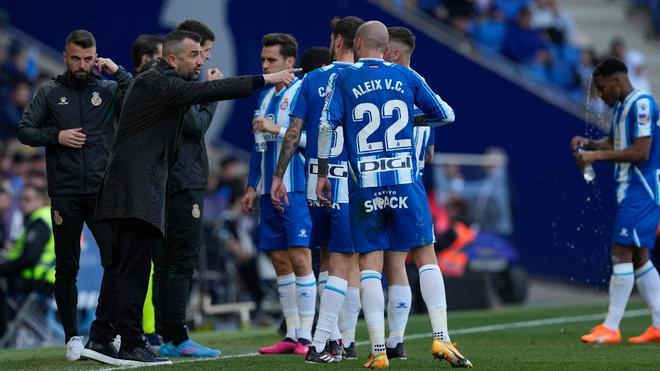Diego Martínez: «El equipo ha merecido el punto e incluso más que eso»