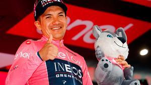 Carapaz sigue líder de la clasificación general del Giro 2022