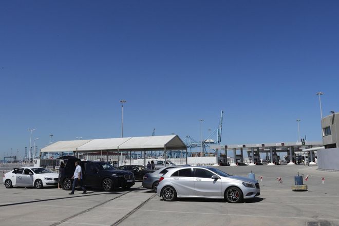 El tránsito de vehículos en el Paso del Estrecho crece un 68% respecto a 2019