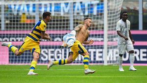 xortunoparma s italian defender federico dimarco c cele180915170749 xortunoparma s italian defender federico dimarco c cele180915170749