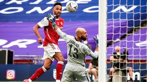 Así se la picó Aubameyang a Caballero en el 2-1 Así se la picó Aubameyang a Caballero en el 2-1