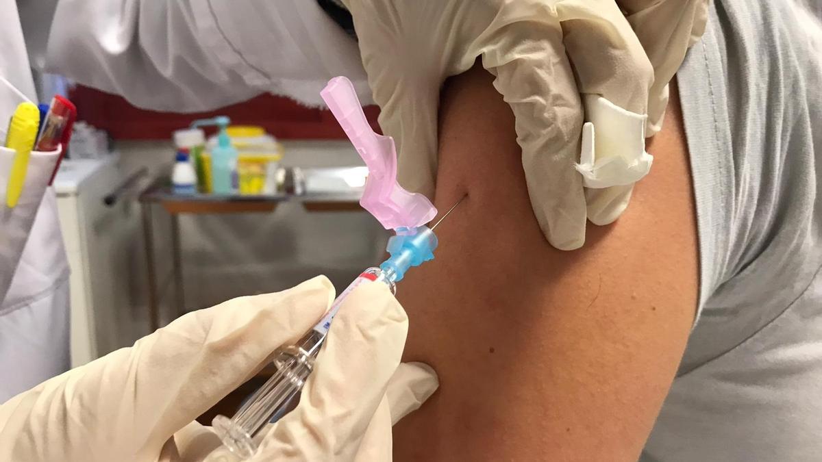 Spain achieves milestone of vaccinating half of population against COVID-19