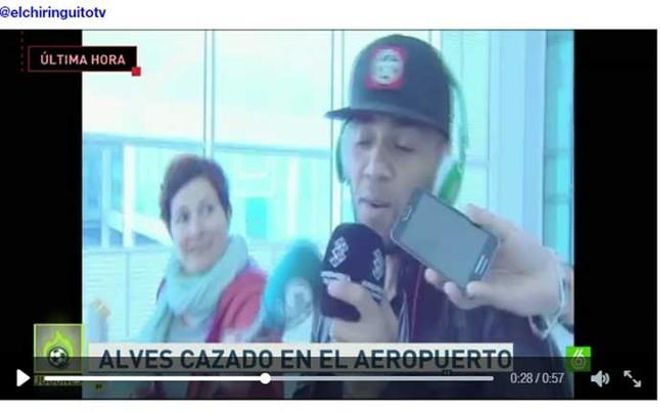 Dani Alves a su llegada al aeropuerto de El Prat de Barcelona Dani Alves a su llegada al aeropuerto de El Prat de Barcelona