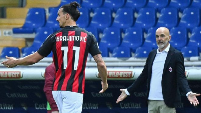Ibrahimovic, durante el encuentro Ibrahimovic, durante el encuentro