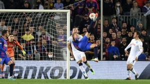 FC Barcelona - Nápoles | La ocasión de chilena de Luuk de Jong