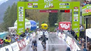 Romain Bardet, vencedor del Tour de los Alpes