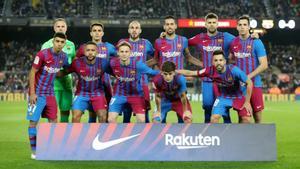 El primer once de Xavi como entrenador del Barça, en el derbi ante el Espanyol