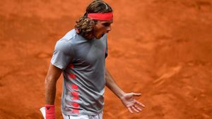 Tsitsipas celebra su victoria ante Zverev Tsitsipas celebra su victoria ante Zverev