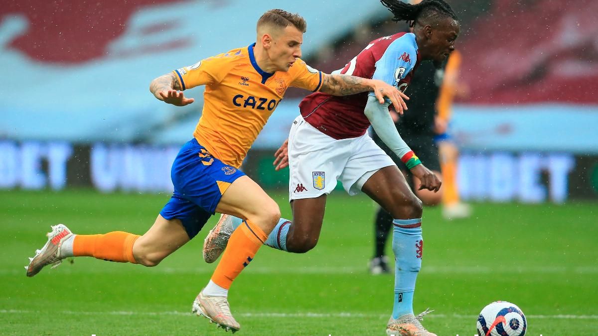 Lucas Digne, en un partido del Everton frente al Aston Villa Lucas Digne, en un partido del Everton frente al Aston Villa