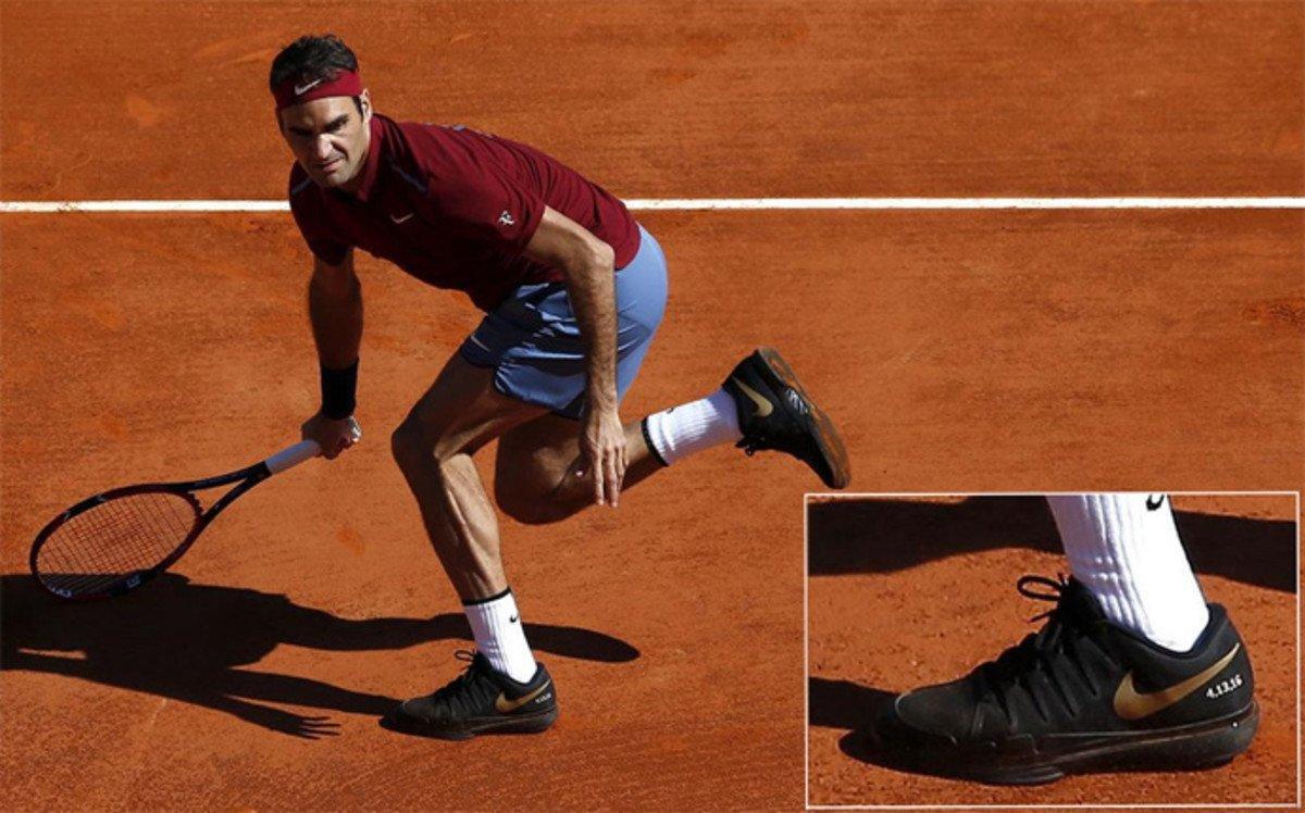 Roger Federer rindió tributo a Kobe Bryant en Montecarlo Roger Federer rindió tributo a Kobe Bryant en Montecarlo