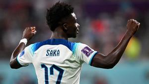 Inglaterra - Senegal | El gol de Bukayo Saka