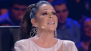 Isabel Pantoja le promete un regalo sorprendente a Jesús Vázquez en la final de Idol Kids Isabel Pantoja le promete un regalo sorprendente a Jesús Vázquez en la final de Idol Kids