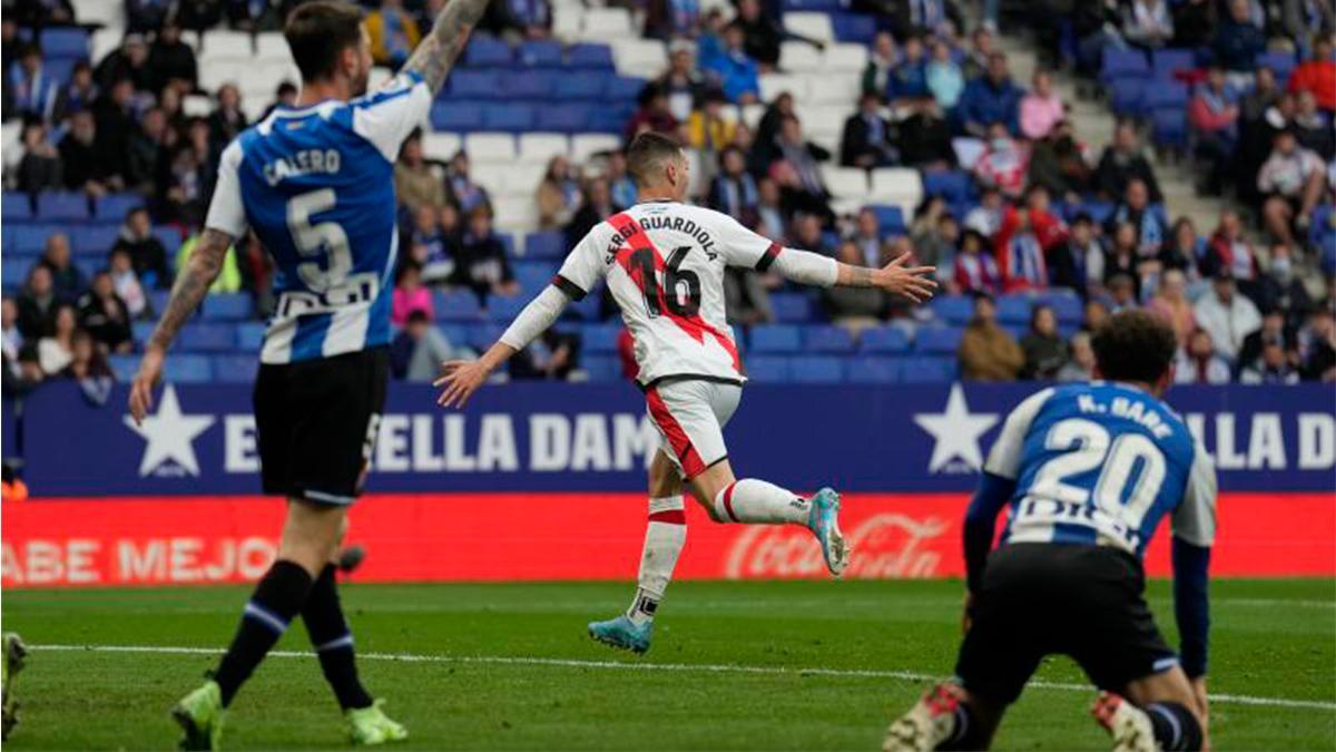 Sergi Guardiola celebra el gol al Espanyol