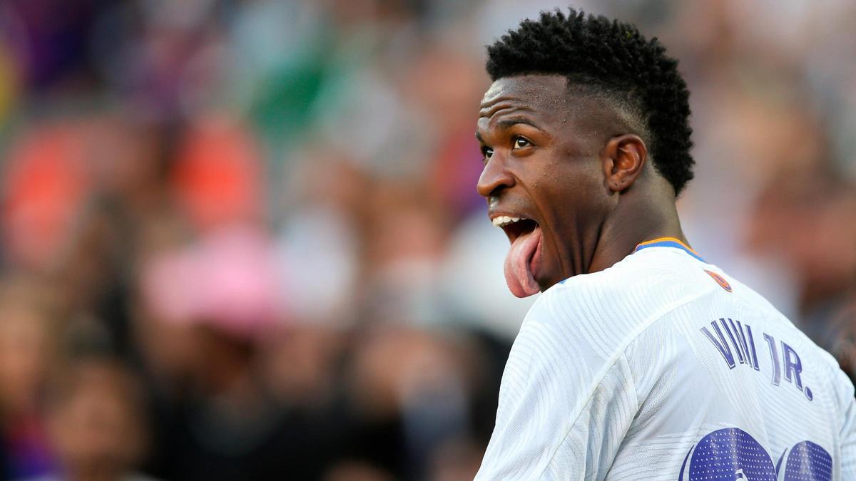 Clásico FC Barcelona-Real Madrid |  El Camp Nou ‘revisa’ a Vinicius