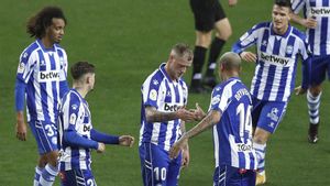 La plantilla del Alavés, con ganas de sumar de tres en tres La plantilla del Alavés, con ganas de sumar de tres en tres