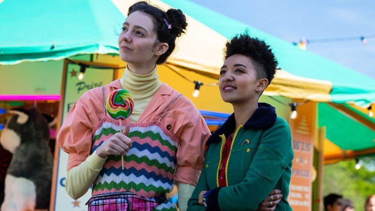 Ola (Patricia Allison) y Lily (Tanya Reynolds), en la serie de Netflix ’Sex Education’. Ola (Patricia Allison) y Lily (Tanya Reynolds), en la serie de Netflix ’Sex Education’.