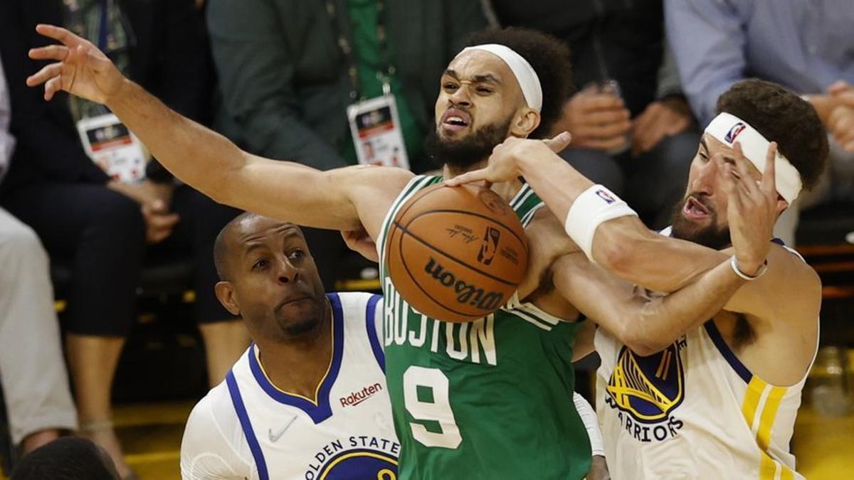 Los Celtics se imponen a los Warriors en el primer partido de las Finales.
