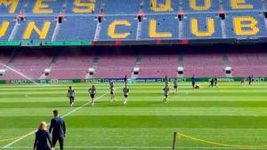El Barça Femenino entrena en el Camp Nou