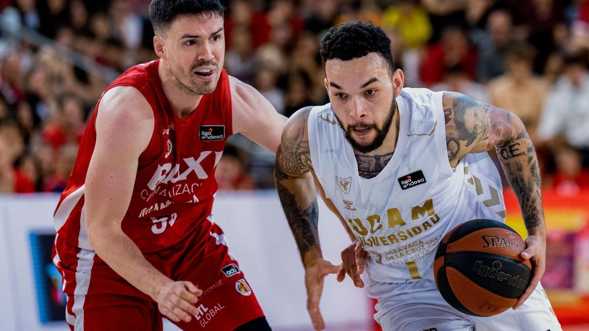 El Baxi Manresa se aleja del descenso