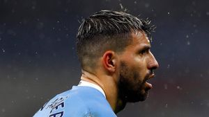 Sergio Agüero está aislado por dar positivo en Covid-19 Sergio Agüero está aislado por dar positivo en Covid-19