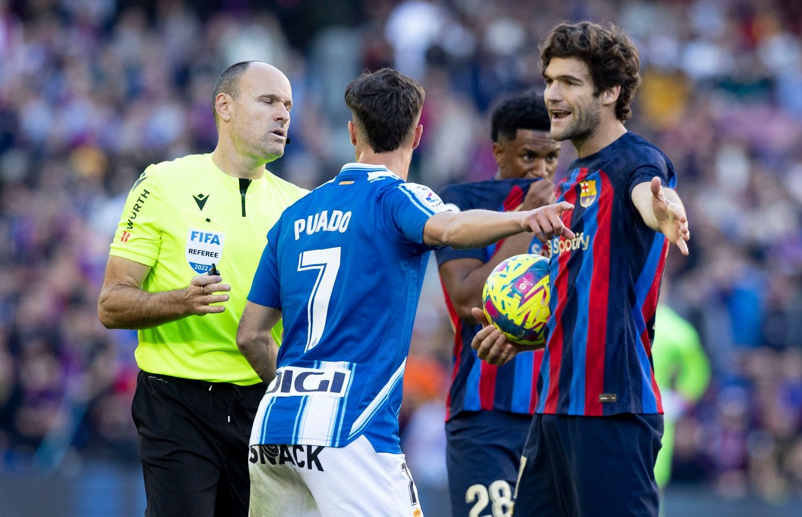 Entre autocomplacencia y el show de Mateu Lahoz