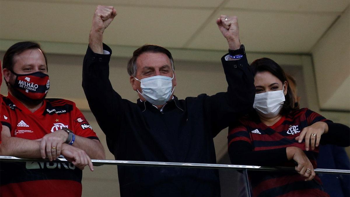 Bolsonaro se alineó con el Flamengo para ganar apoyos electorales