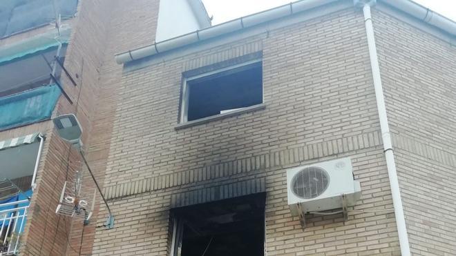 Mueren una mujer y un niño en el incendio de una vivienda en Cáceres