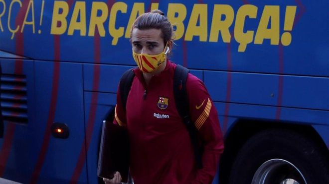 Griezmann, a su llegada al hotel de concentración del Barça en Madrid Griezmann, a su llegada al hotel de concentración del Barça en Madrid