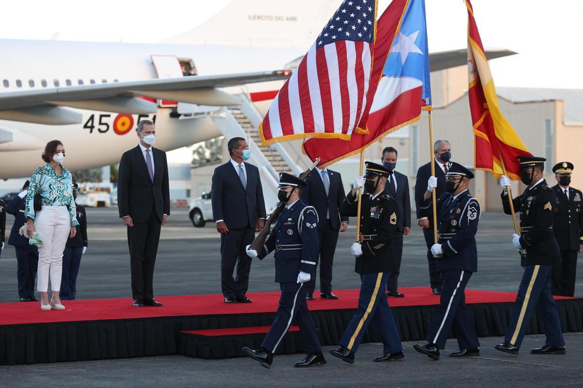 El rey Felipe VI aterriza en San Juan.