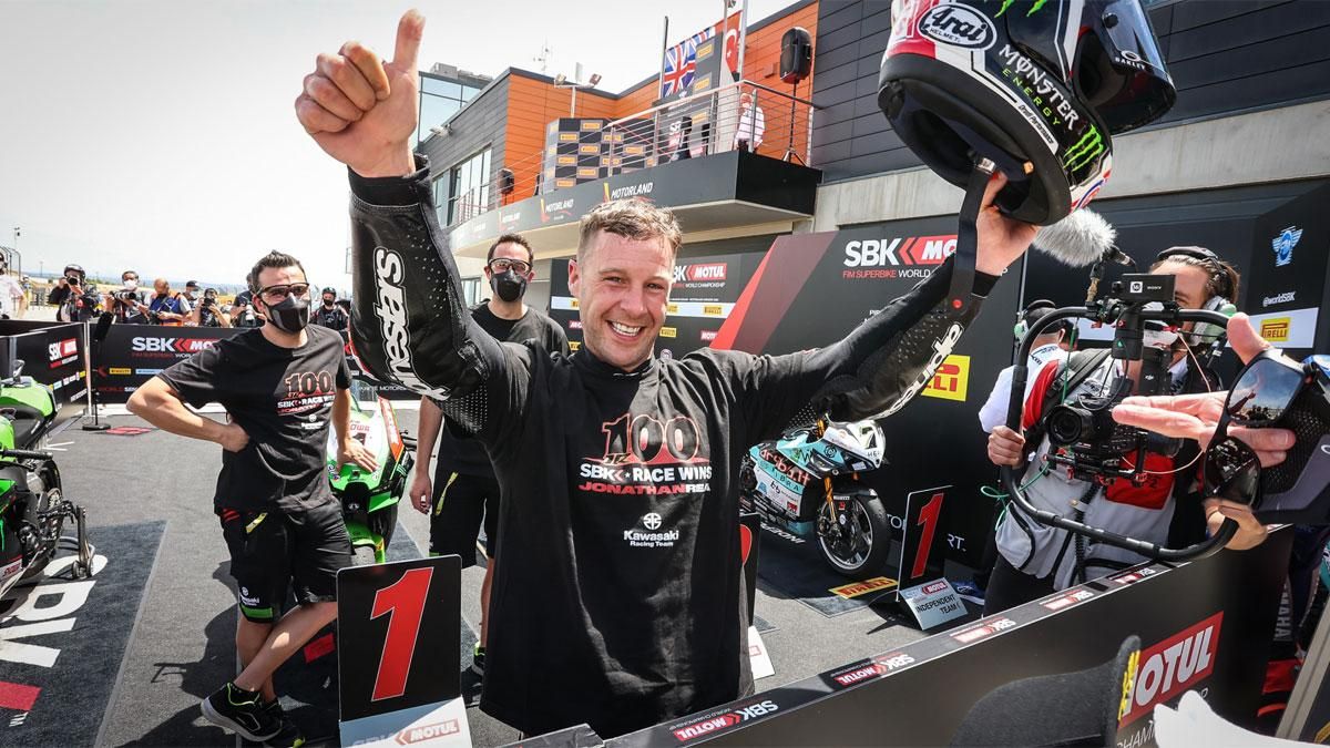 Rea celebra su éxito en MotorLand Rea celebra su éxito en MotorLand