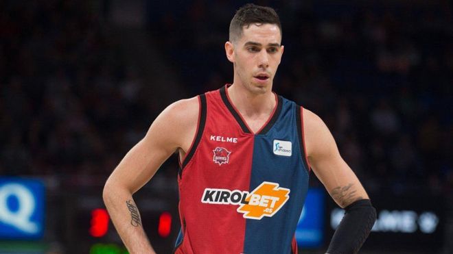Luca Vildoza durante un partido con el Baskonia Luca Vildoza durante un partido con el Baskonia