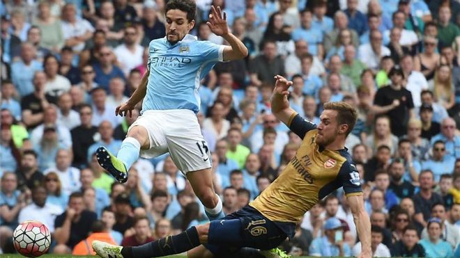 Jesús Navas cierra una etapa de cuatro temporadas en el City Jesús Navas cierra una etapa de cuatro temporadas en el City