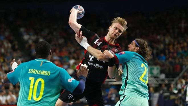 Palmarsson ha dado más de un problema al Barça como jugador del Veszprem Palmarsson ha dado más de un problema al Barça como jugador del Veszprem